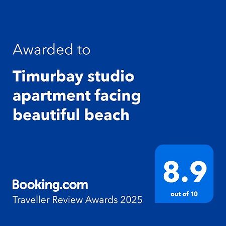 Timurbay studio apartment facing beautiful beach Kuantan Bagian luar foto